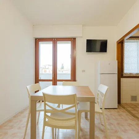 Lily Flat - 15 Min From & Free Parking Венеция